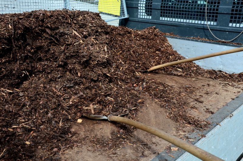 Shredded Mulch Service