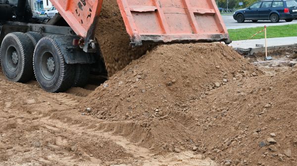Dirt Delivery Service in Brandon