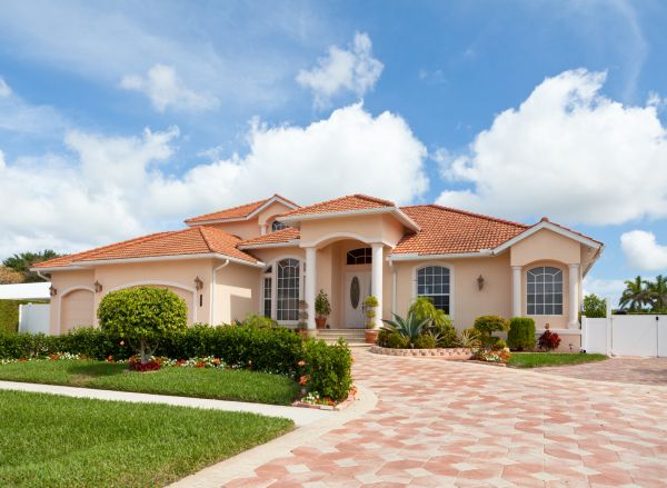 Landscape Curb Appeal Service in Brandon