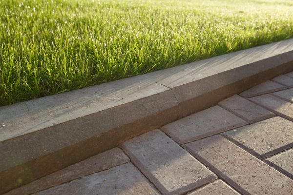 Lawn Edging Replacement in Brandon